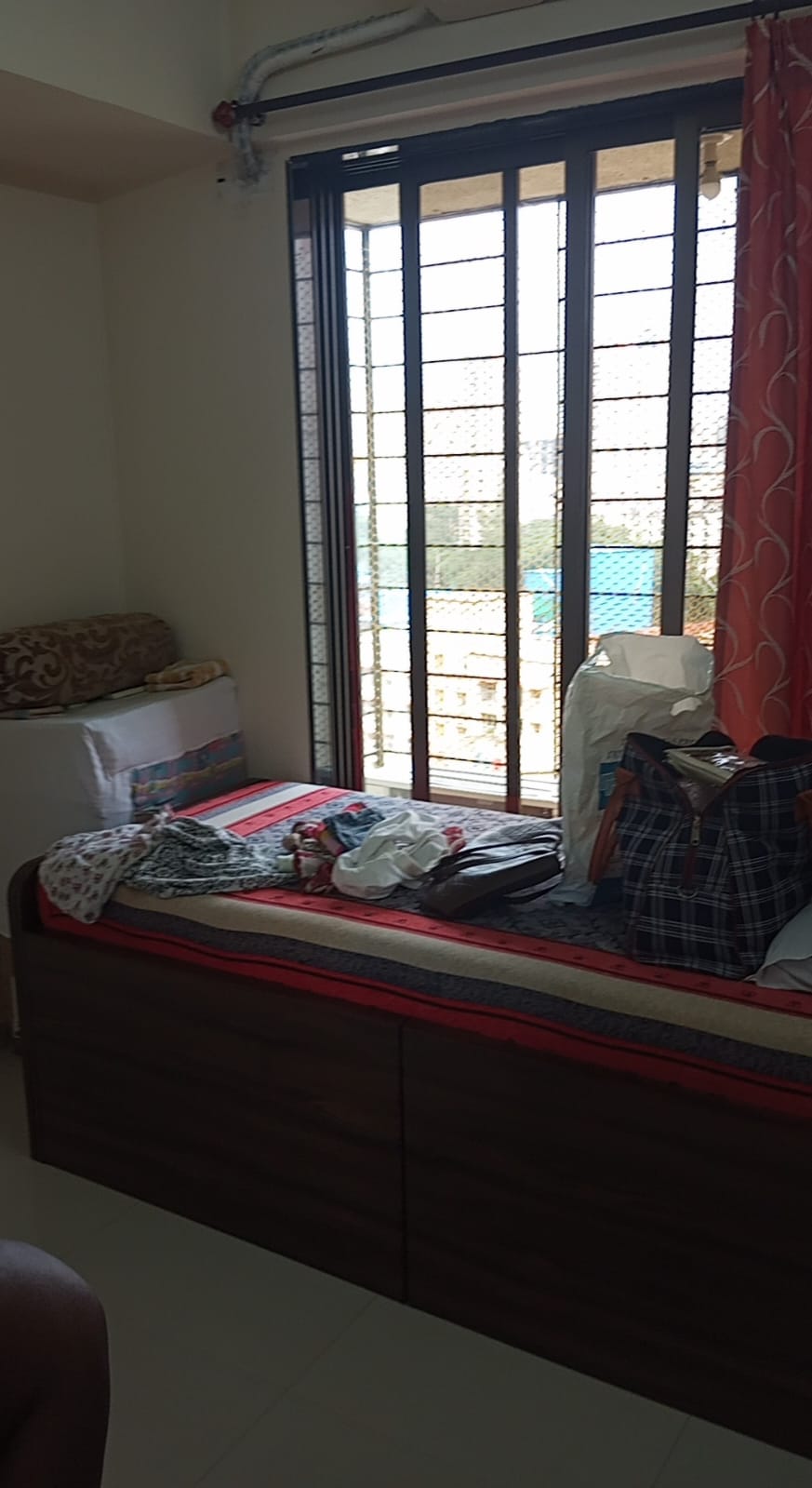 2 BHK Apartment For Rent in Yashraj Park CHS