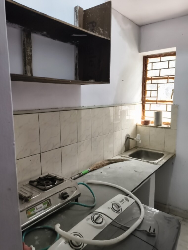Kitchen, sector 16b dwarka Studio 250 Sq.Ft. Apartment In Sector 16b Dwarka Delhi 9309692