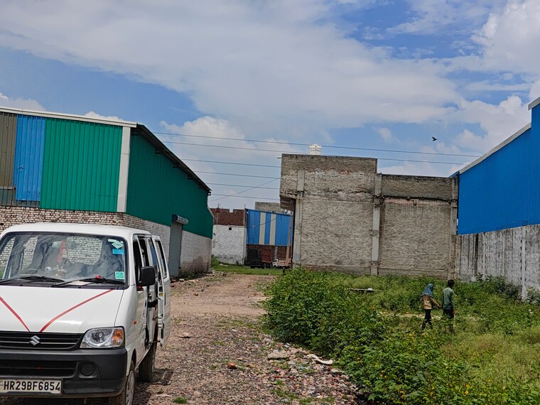 Exterior View, sector 25  200 Sq.Yd. Plot In Sector 25 Faridabad 9309690