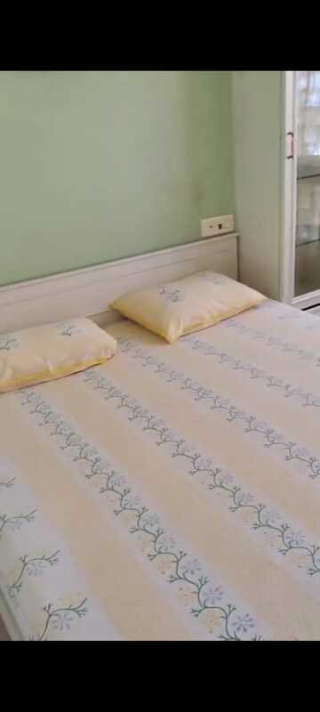 Bedroom in 2 BHK Apartment at Noori Towers Apartment, Masjid Bunder – for Sale