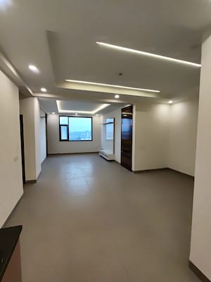 3 BHK Apartment For Sale in Pir Machalla