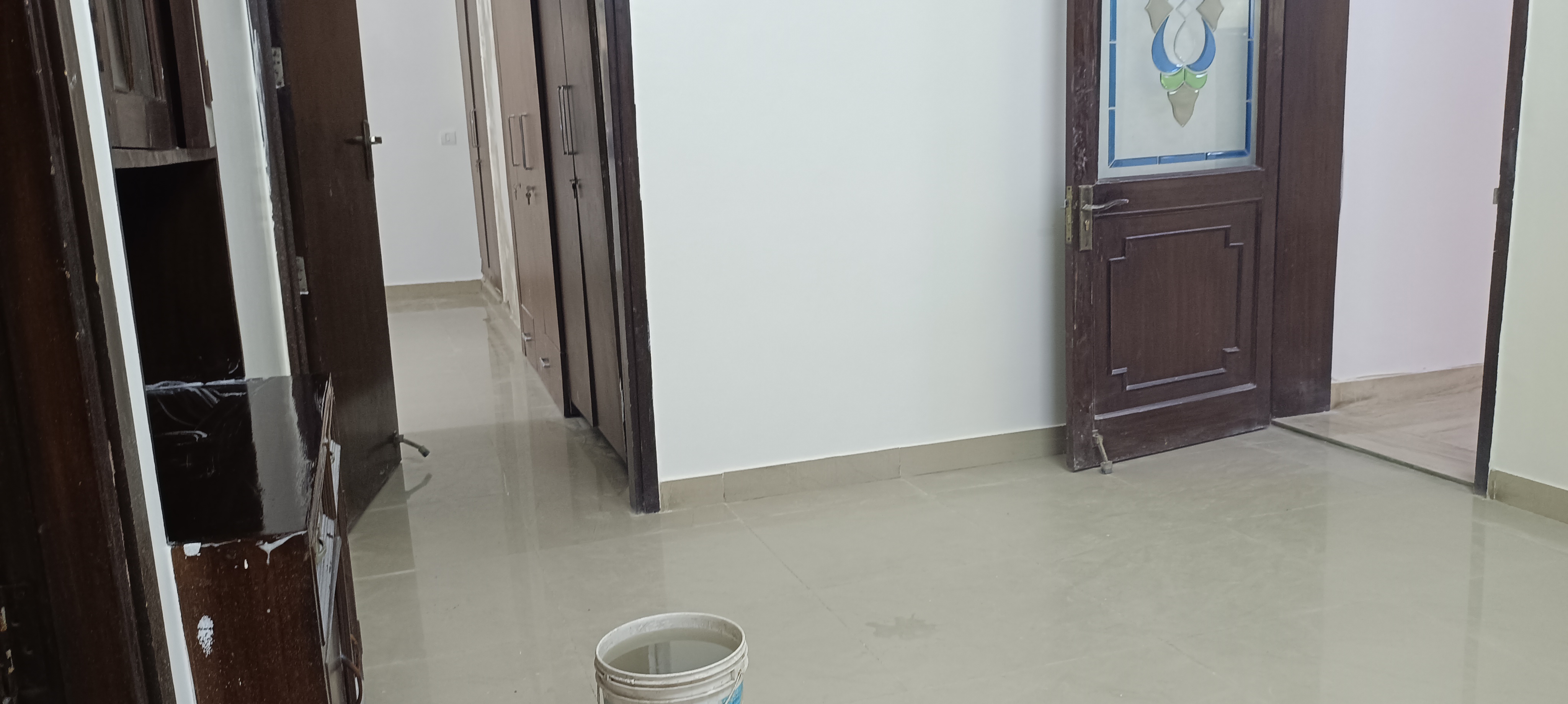 2 BHK + Study Room Apartment For Rent in Pareena Om Apartments