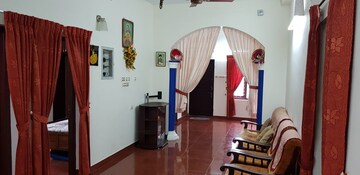 Furnished Amenities in 6 BHK Independent House at Avenue Road – for Sale