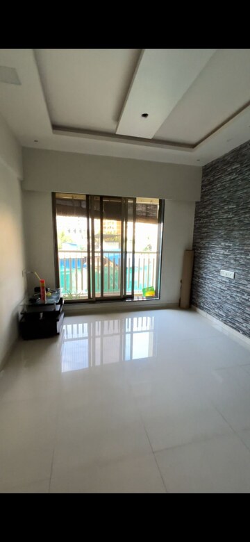 Room in 2 BHK Apartment at Je and Vee Madhuban, Malad East – for Rent