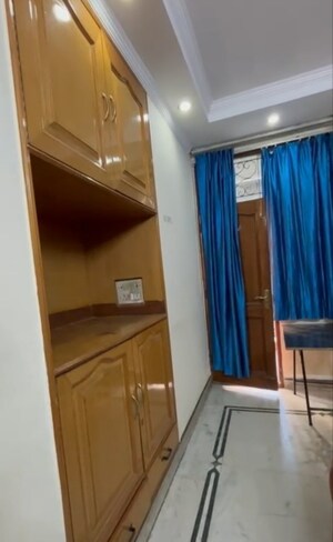 Living Room in 2 BHK Builder Floor at East Patel Nagar – for Rent