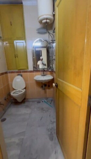 Bathroom in 2 BHK Builder Floor at East Patel Nagar – for Rent