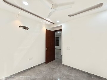Room in 3 BHK Builder Floor at Chattarpur – for Rent