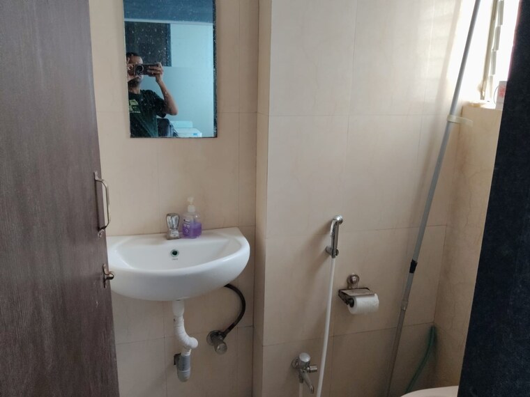 Bathroom, m-s-the-space Commercial Office Space 1462 Sq.Ft. In Kharadi Pune 9309917