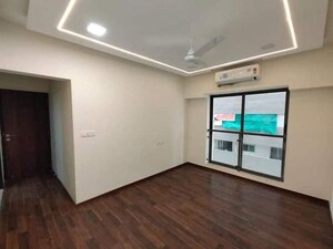 Room in 2 BHK Apartment at Spenta Alta Vista, Chembur – for Rent