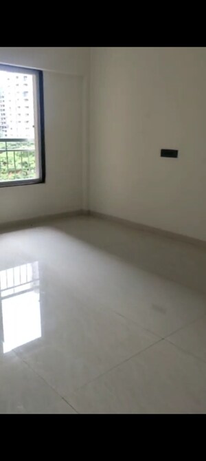 Room in 2 BHK Apartment at Goregaon West – for Rent