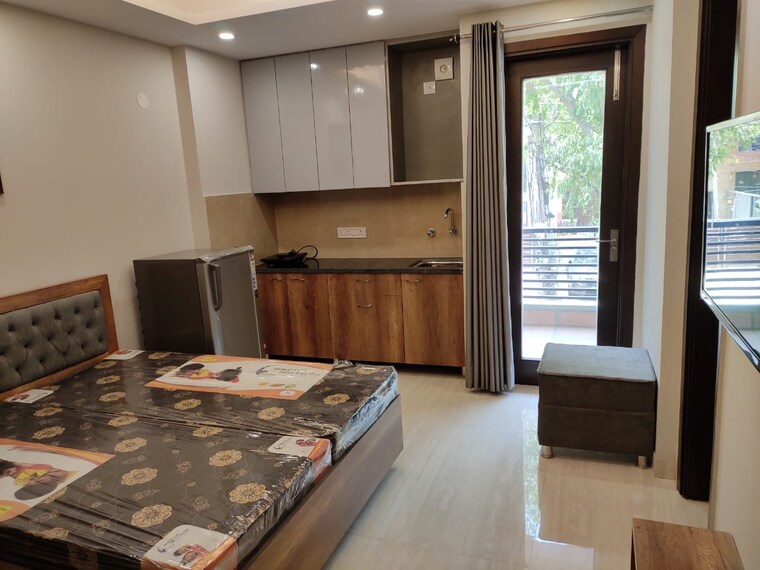 Master Bedroom, mohit-house 1 RK 800 Sq.Ft. Builder Floor In Sushant Lok I Gurgaon 9309947