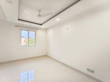 Room in 3 BHK Apartment at Vasant Kunj – for Rent