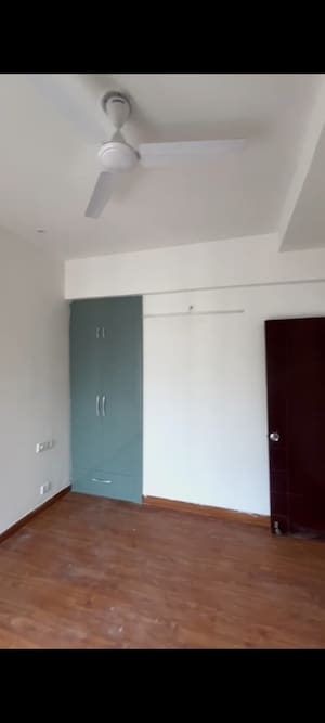 Room in 2 BHK Apartment at Prateek Grand City, Siddharth Vihar – for Rent