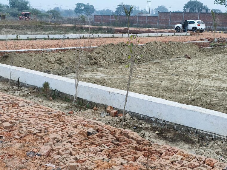 undefined, babatpur  1000 Sq.Ft. Plot In Babatpur Varanasi 9310030