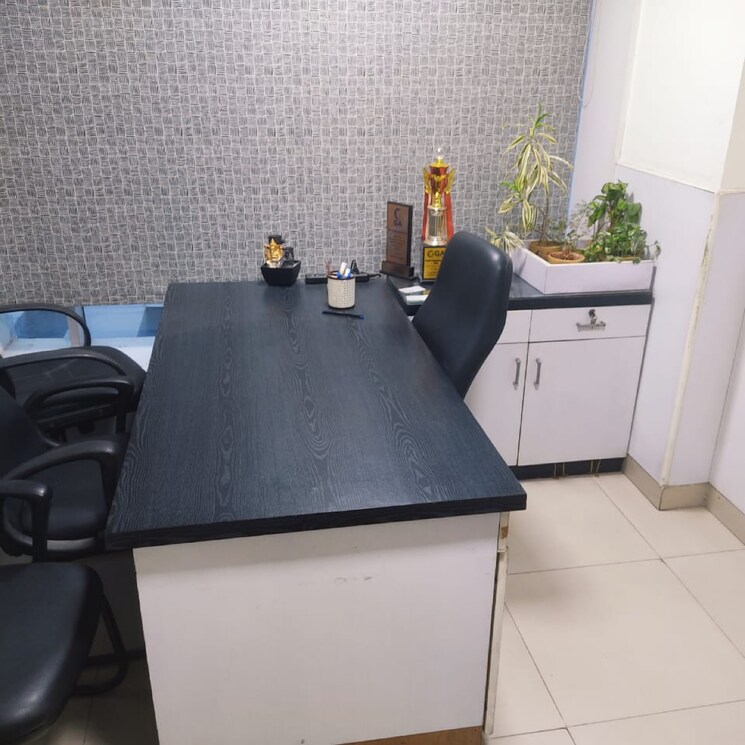 Team Area, eldeco-corporate-chambers Commercial Office Space 1000 Sq.Ft. In Vipul Khand Lucknow 9310063