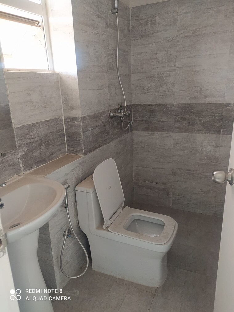Bathroom, gaurs-siddhartham 3 Bedroom 1195 Sq.Ft. Apartment In Siddharth Vihar Ghaziabad 9310049