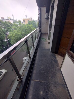 Balcony in 3 BHK Builder Floor at Ansal Sushant Lok I, Sector 43 – for Rent