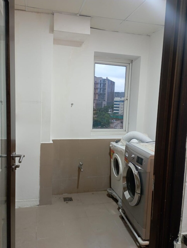 Bathroom, jayabheri-orange-county 4 Bedroom 3355 Sq.Ft. Apartment In Gachibowli Hyderabad 9310095