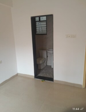 Room in 2 BHK Apartment at Rohan Mithila, Viman Nagar – for Rent