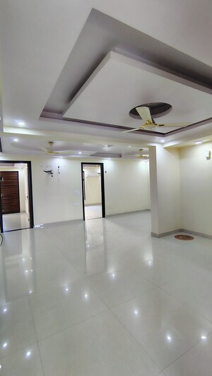3 BHK Builder Floor For Rent in AEZ Aloha, Sector 57