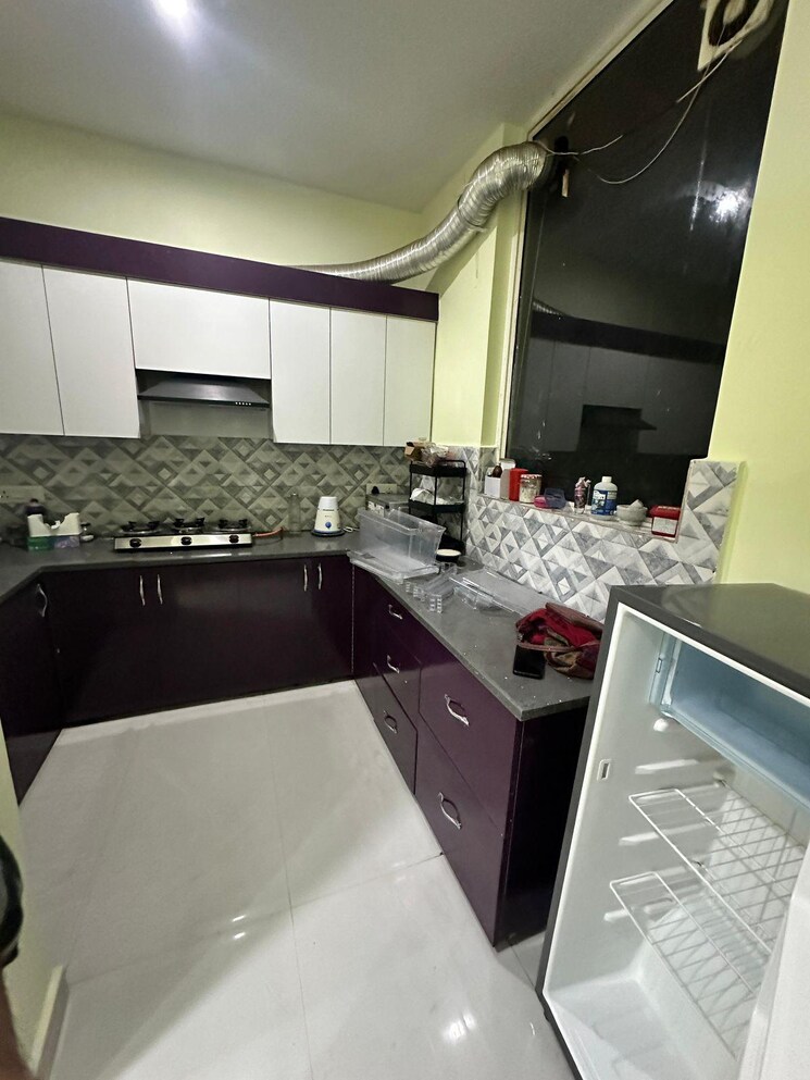 Master Bedroom, dlf-city-gurgaon 1 RK 500 Sq.Ft. Builder Floor In Sector 27 Gurgaon 9310139