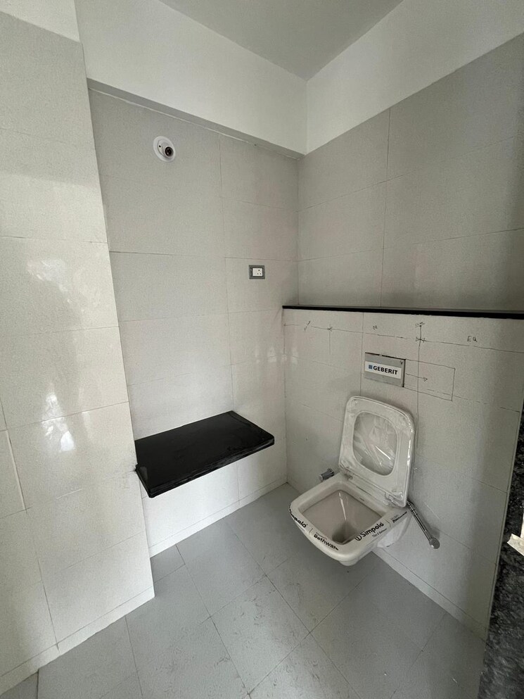 Bathroom, kotibhaskar-kajal-chs 3 Bedroom 1027 Sq.Ft. Apartment In Kothrud Pune 9310133