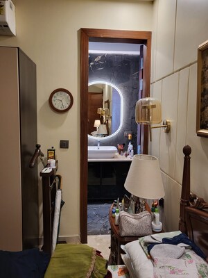 Bathroom in 3 BHK Builder Floor at AS Tower, Sector 45 – for Rent