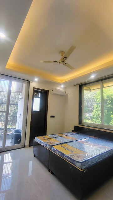 Bedroom in 3 BHK Builder Floor at M3M Atrium, Sector 57 – for Rent