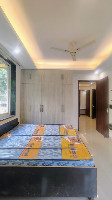 Bedroom in 3 BHK Builder Floor at M3M Atrium, Sector 57 – for Rent