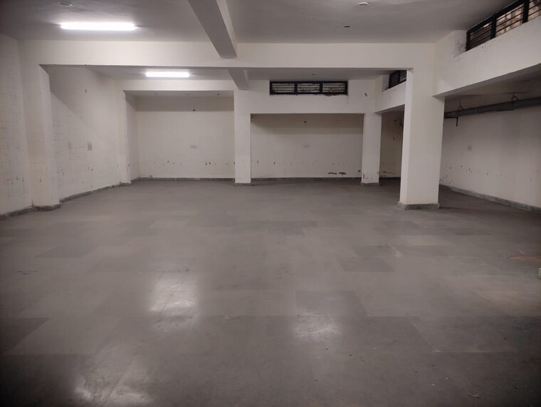 Room, site 4 sahibabad Commercial Warehouse 1800 Sq.Ft. In Site 4 Sahibabad Ghaziabad 9310180