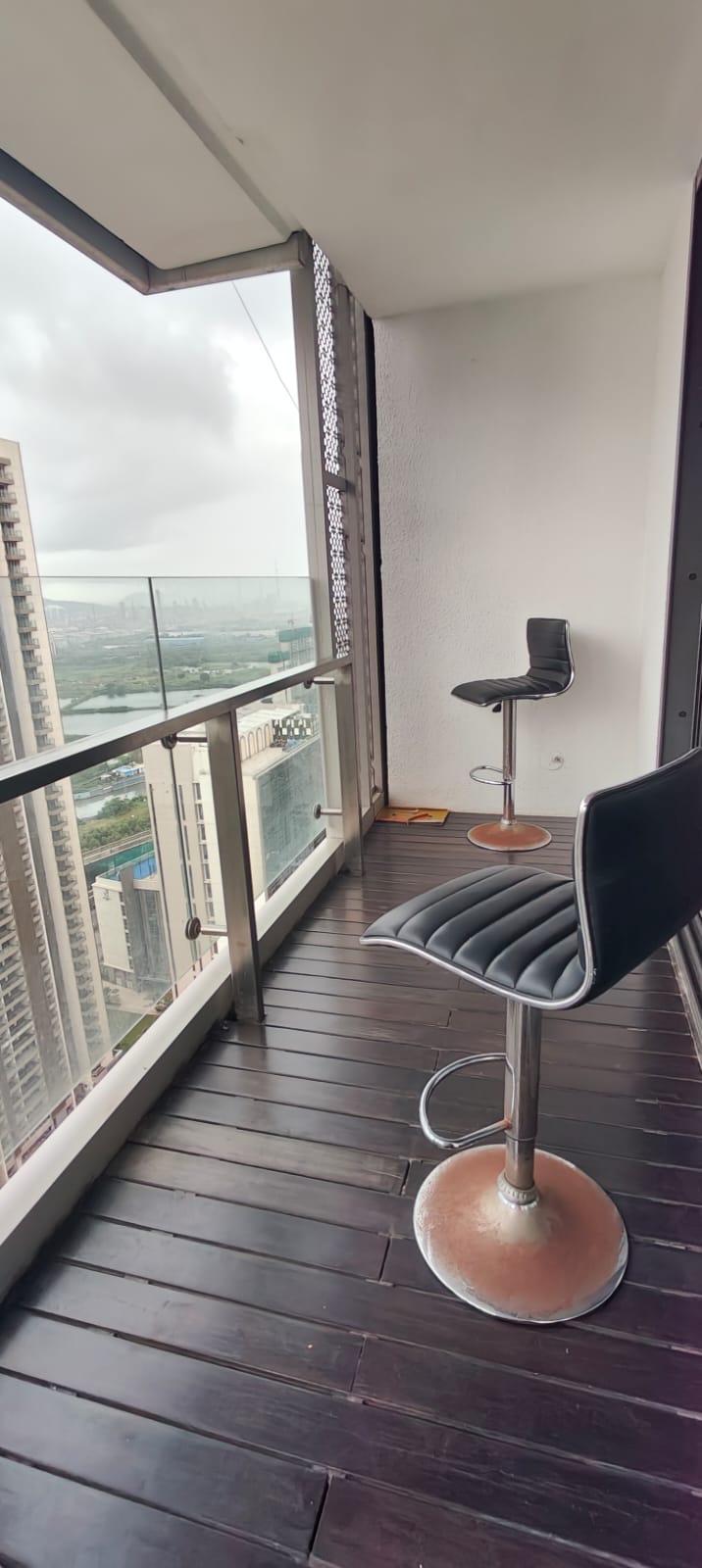 2 BHK Apartment For Sale in Lodha New Cuffe Parade