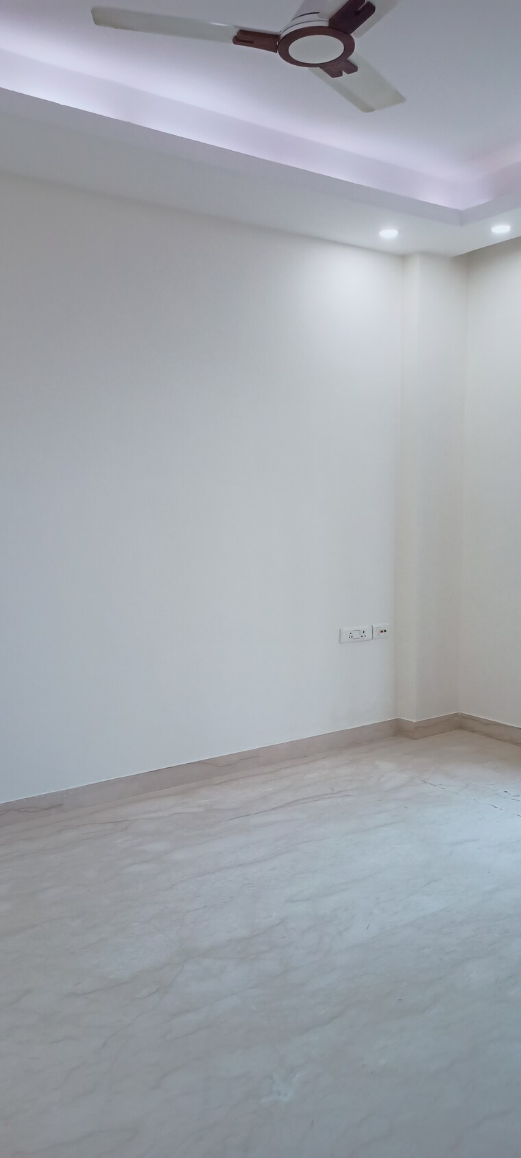 Room, dlf-city-phase-iv 3 Bedroom 2000 Sq.Ft. Builder Floor In Dlf Phase iv Gurgaon 9310260