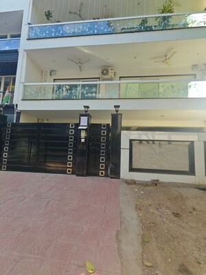 3 BHK Builder Floor For Rent in Gupta Awas, Sector 43