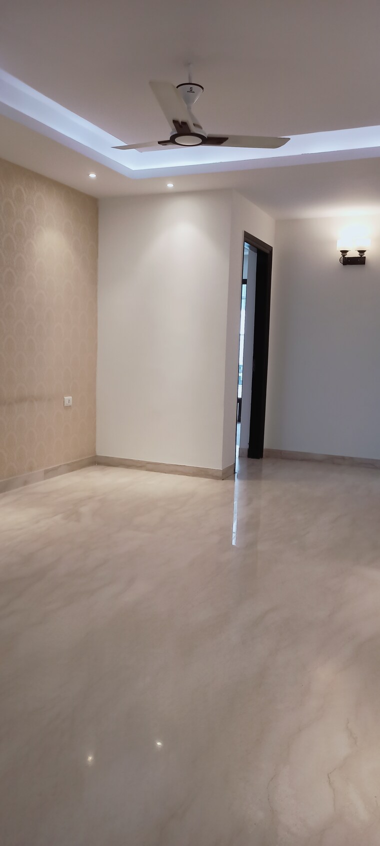 Room, dlf-city-phase-iv 3 Bedroom 2000 Sq.Ft. Builder Floor In Dlf Phase iv Gurgaon 9310260