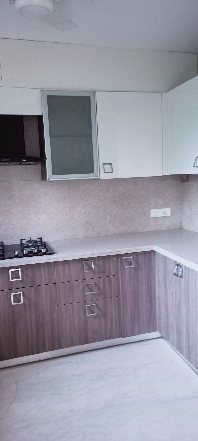 Kitchen, dlf-city-phase-iv 3 Bedroom 2000 Sq.Ft. Builder Floor In Dlf Phase iv Gurgaon 9310260
