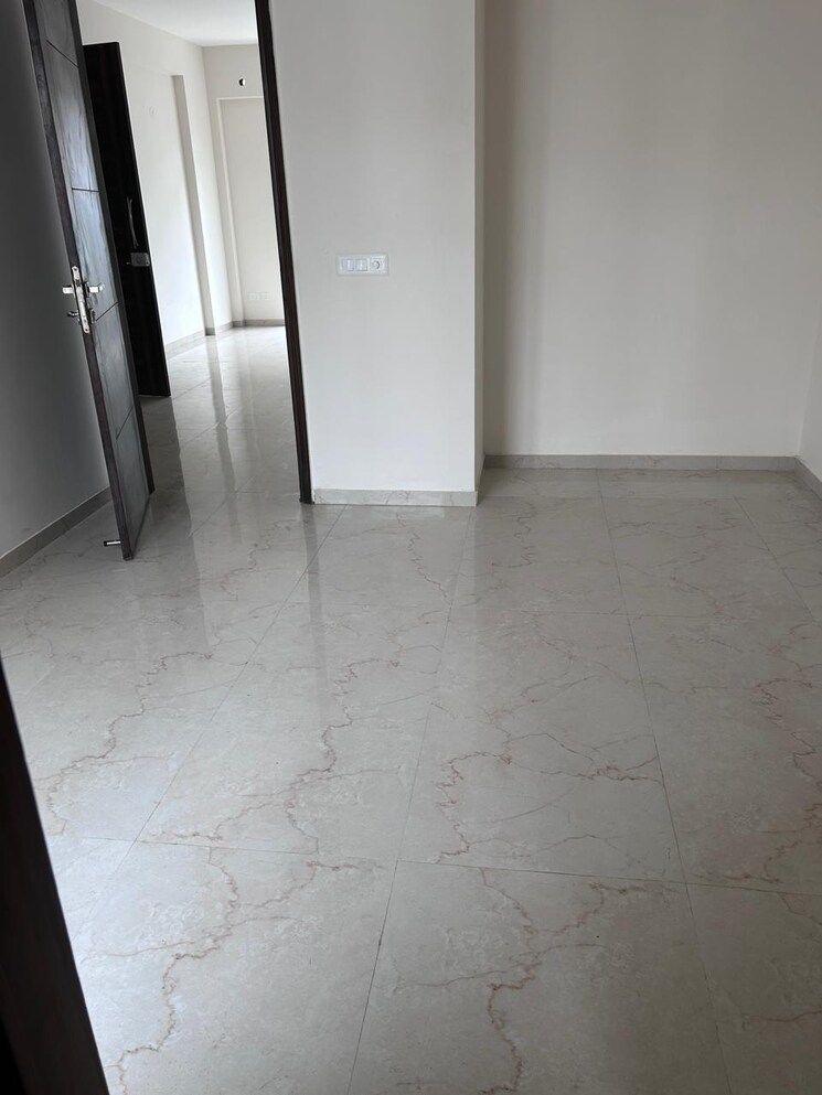 Room, smart-world-gems 2.5 Bedroom 1105 Sq.Ft. Builder Floor In Sector 89 Gurgaon 9310279