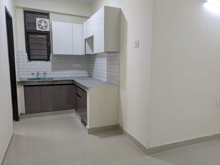 Kitchen, amolik-sankalp 3 Bedroom 845 Sq.Ft. Apartment In Sector 85 Faridabad 9310258
