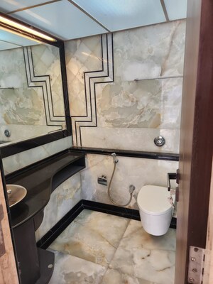 Bathroom in 6 BHK Apartment at Evershine Jewel, Khar West – for Sale