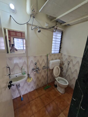 Attached Bathroom in 1.5 BHK Apartment at Navalakha Tanishq, Kharadi – for Rent