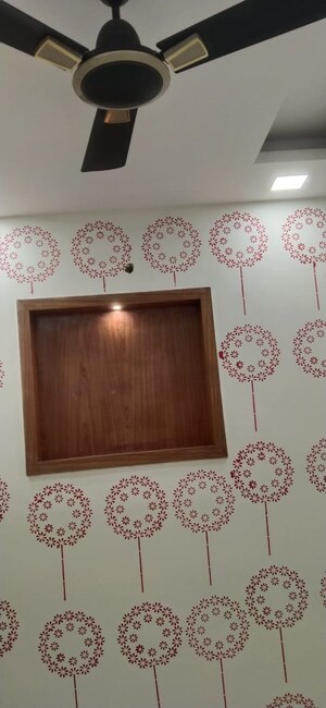 Room in 3 BHK Builder Floor at Sector 84 – for Sale