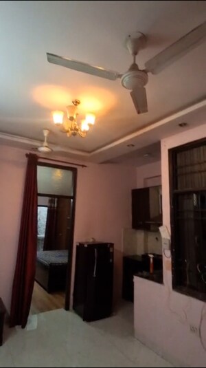 Living Room in 1 BHK Builder Floor at Vaishali Sector 2 – for Rent