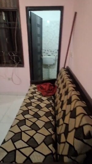 Living Room in 1 BHK Builder Floor at Vaishali Sector 2 – for Rent