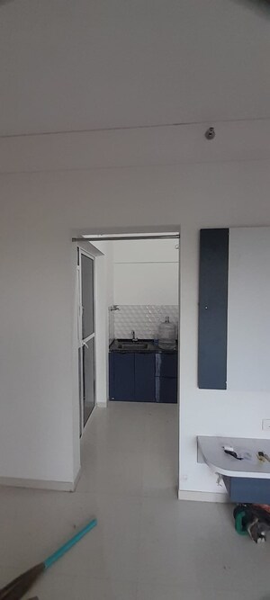 Room in 2 BHK Apartment at Godrej Boulevard, Manjari – for Rent