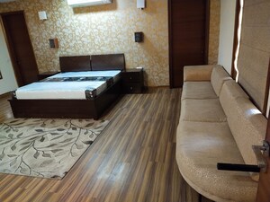 Bedroom in 3 BHK Apartment at Vipul Belmonte, Sector 53 – for Rent