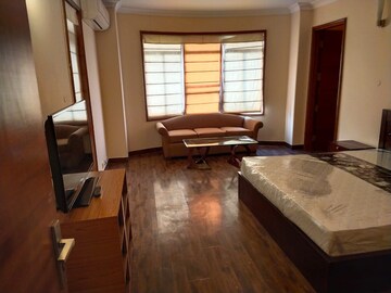 Bedroom in 3 BHK Apartment at Vipul Belmonte, Sector 53 – for Rent