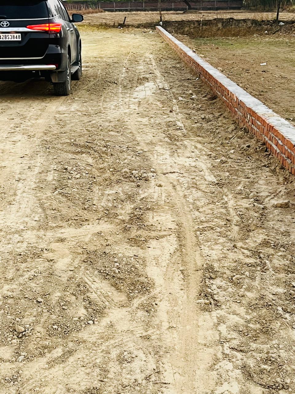 Plot For Sale in Faizabad Road