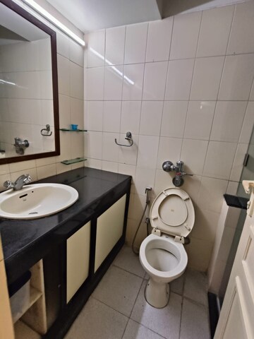 Attached Bathroom in 4 BHK Apartment at Hiranandani Gardens Glen Gate, Powai – for Rent