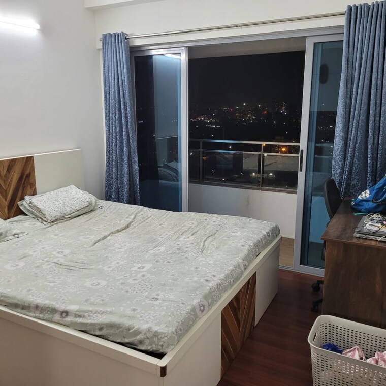 Bedroom, amanora-neo-towers 2 Bedroom 975 Sq.Ft. Apartment In Amanora Park Town Pune 9310405