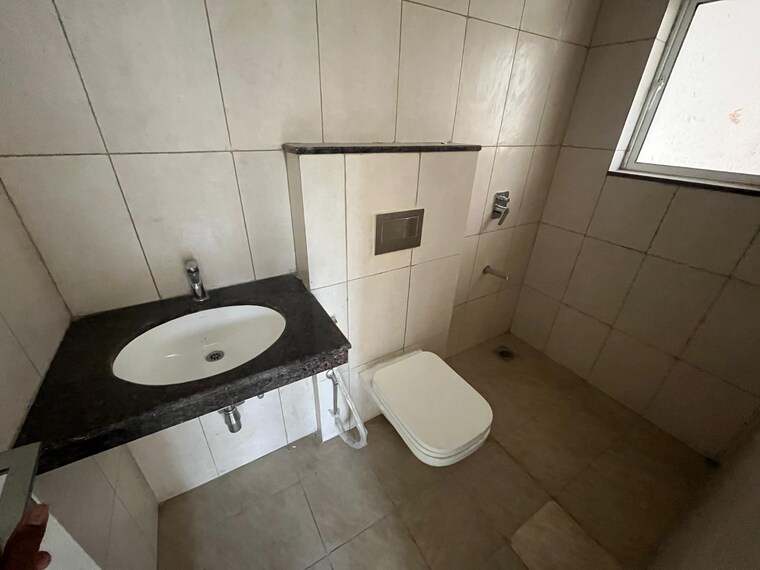 Bathroom, godrej-boulevard 2 Bedroom 691 Sq.Ft. Apartment In Manjari Pune 9310396