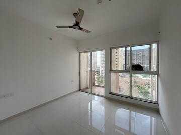 Room in 2 BHK Apartment at Godrej Boulevard, Manjari – for Rent